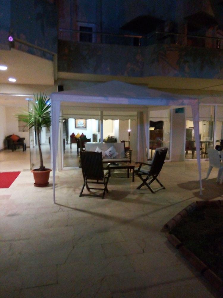 Mikado Hotel Mahmutlar Buitenkant foto