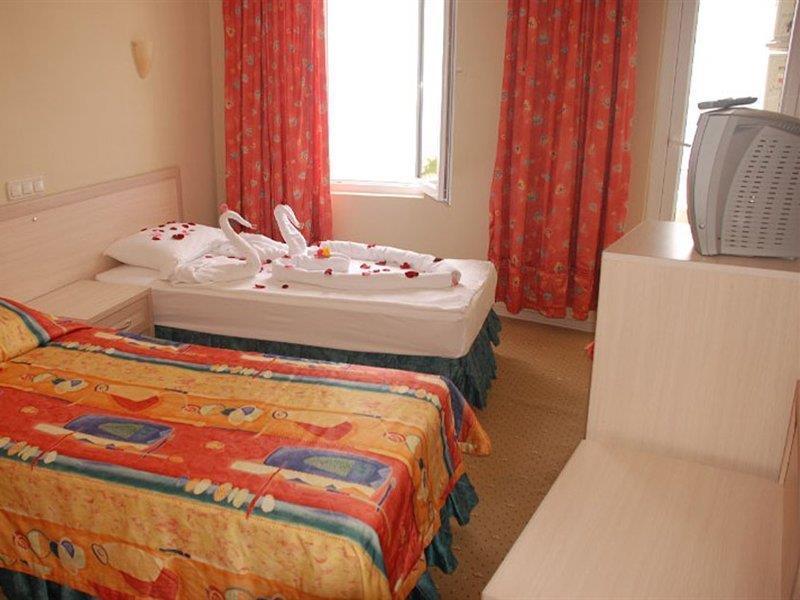 Mikado Hotel Mahmutlar Buitenkant foto